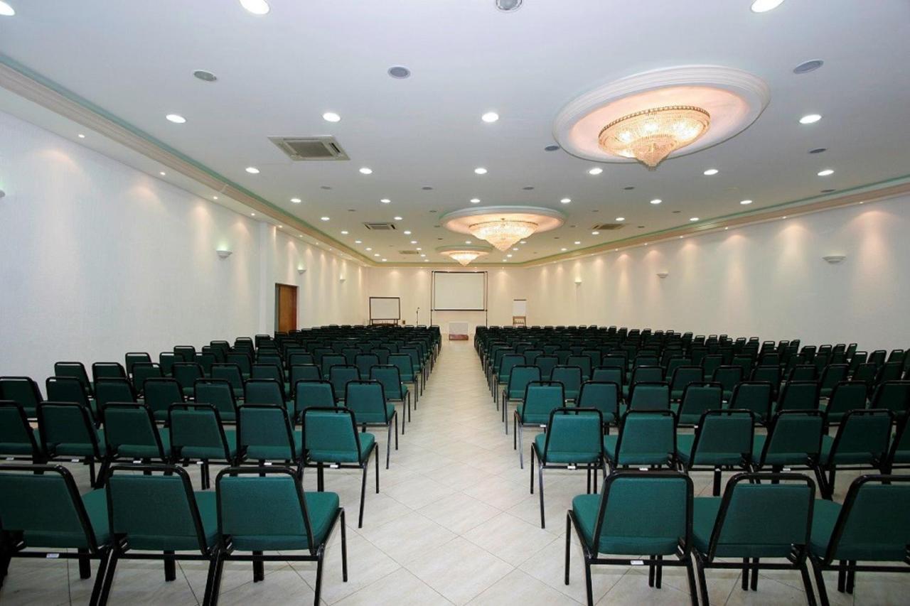 Sandri Palace Hotel Itajaí Buitenkant foto